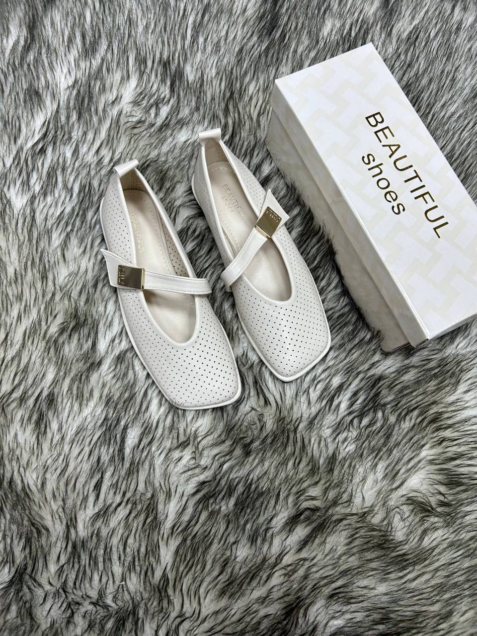 Baletka tarmoqli, bog‘ichli, kvadrat burun b0q3b713d