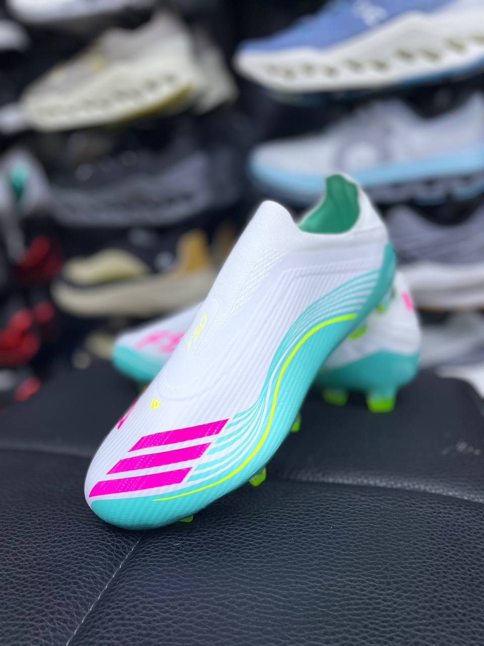 Adidas F50 2026 futbol butsisi lfg