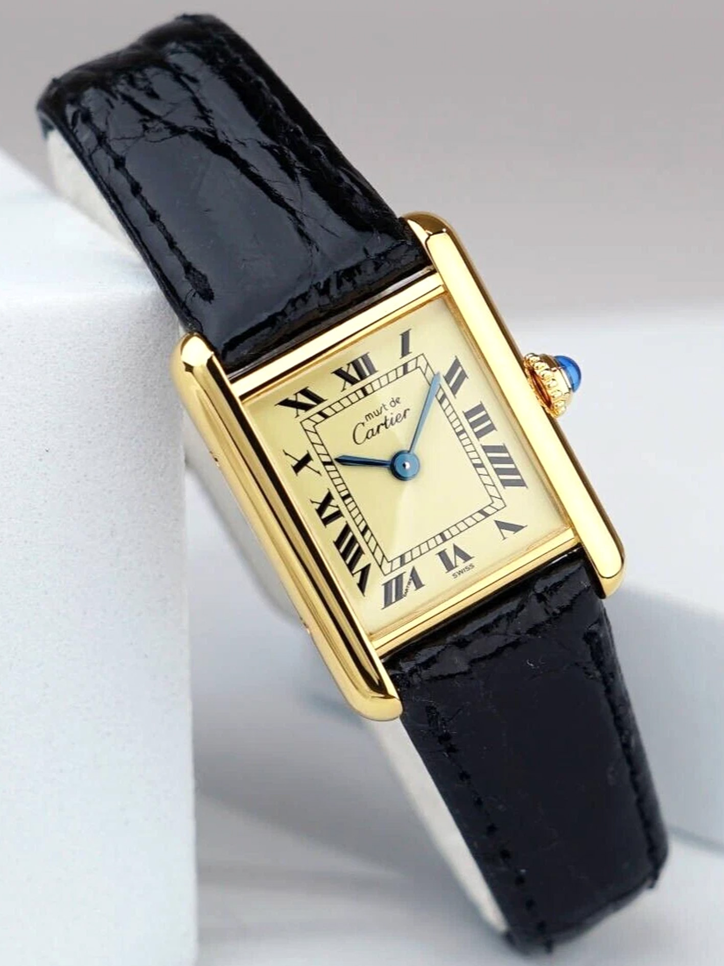 UNISEKS KVARTS SOATLARI – ELEGANT LEATHER opf14d