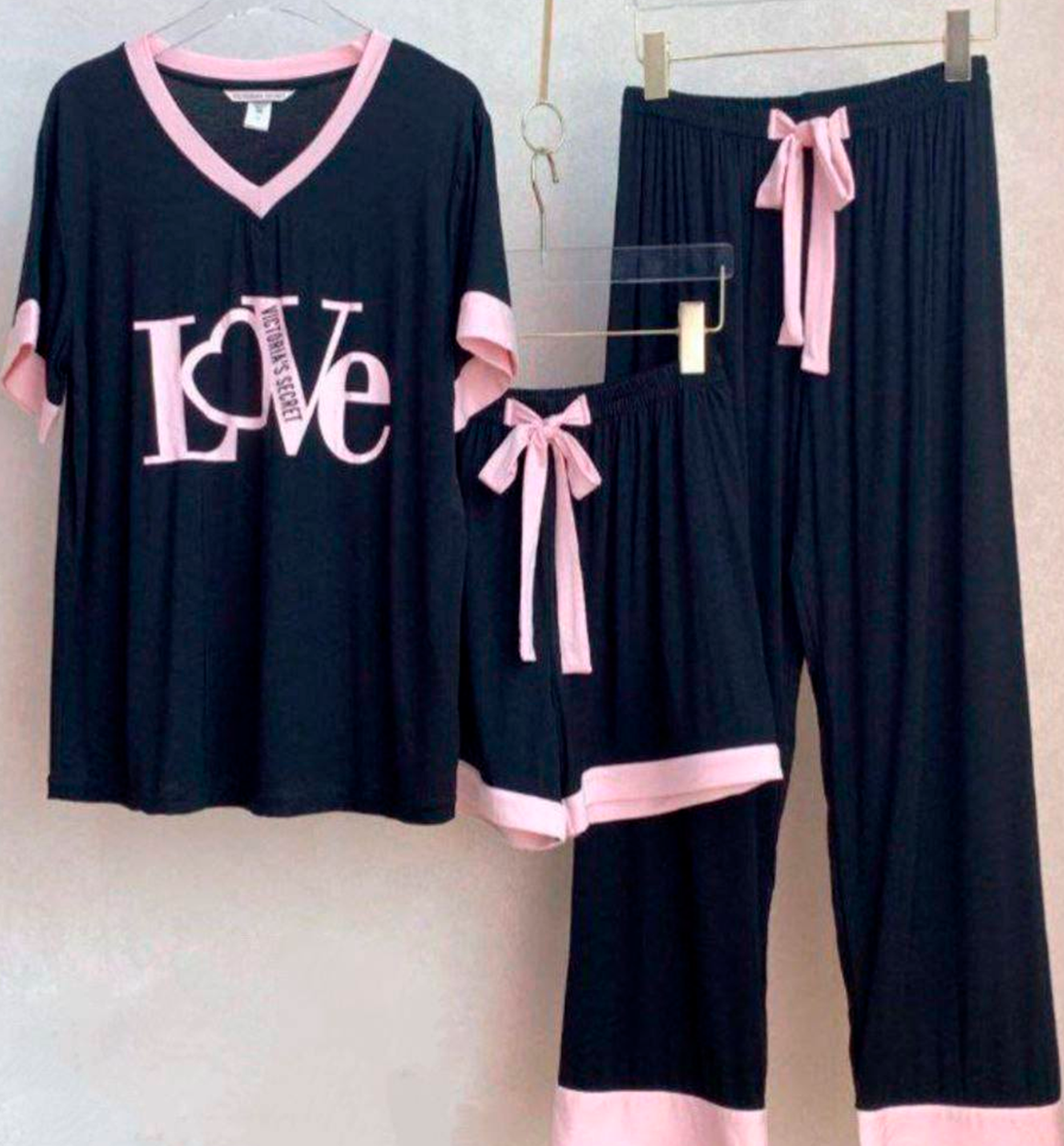 AYOLLAR UCHUN UYDAKI SPORT PIJAMA – MAYKA, BRYUKI VA SHORTIK a8q5d