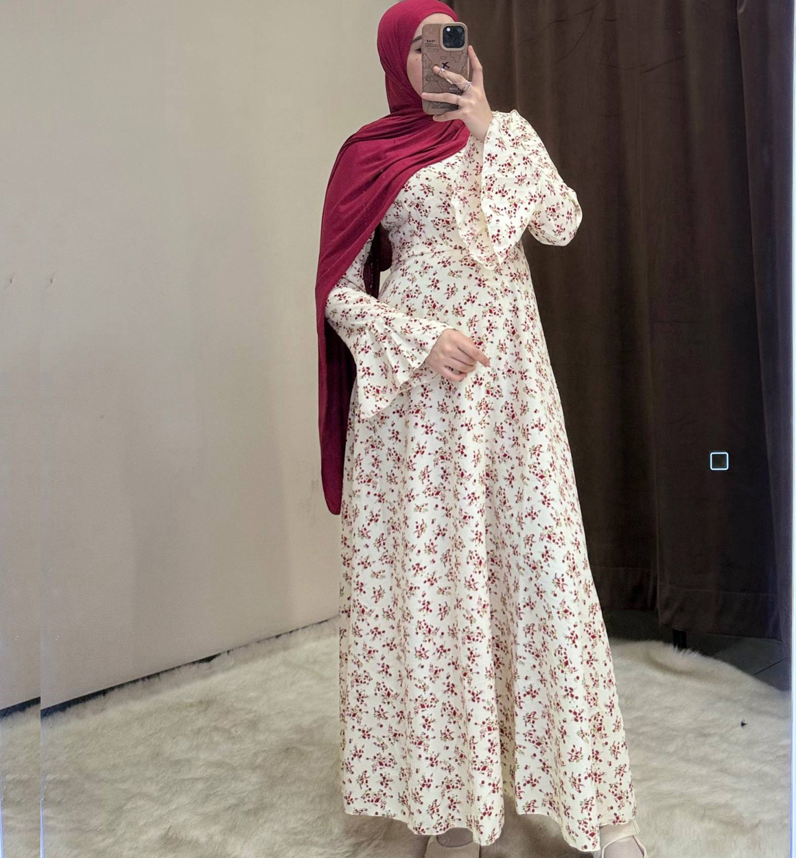 Muslim ayollar libosi   b7q402d