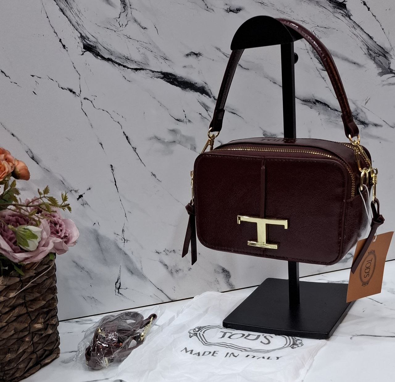TOD’S  ayollar sumkasi b2b2q703d