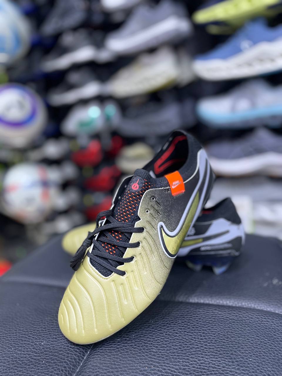 Nike Tiempo futbol butsisi lfg