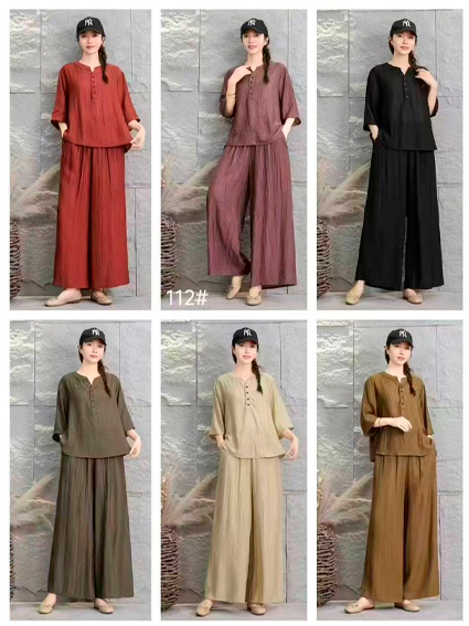 Ayollar uchun yozgi ikki qismli "Oversize" kostyum (kofta va palazzo shimi) B7Q362D14185