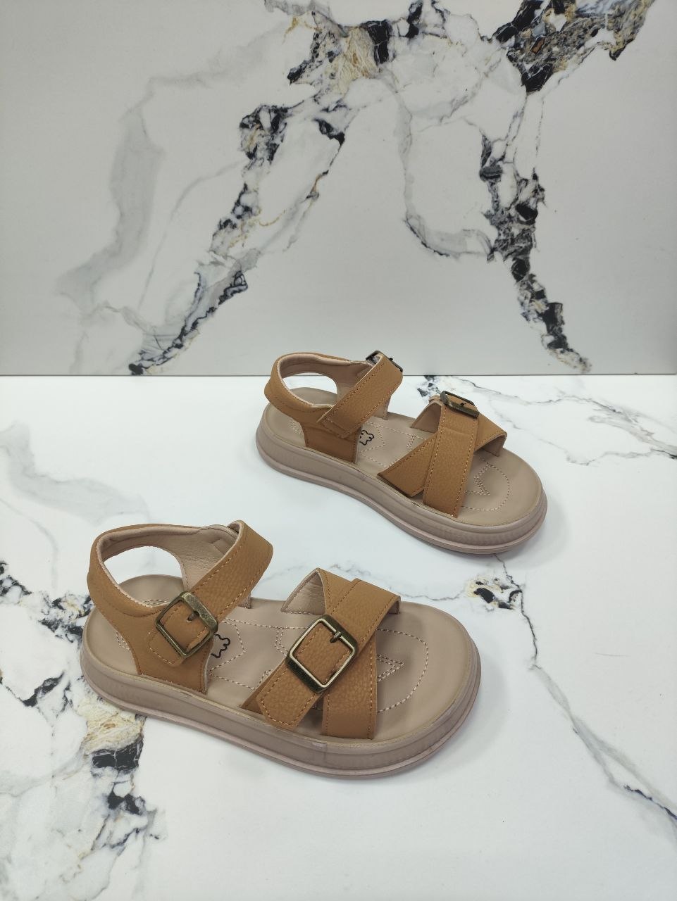 Bolalar Sandaliysi – New Balance b0q3b7221d