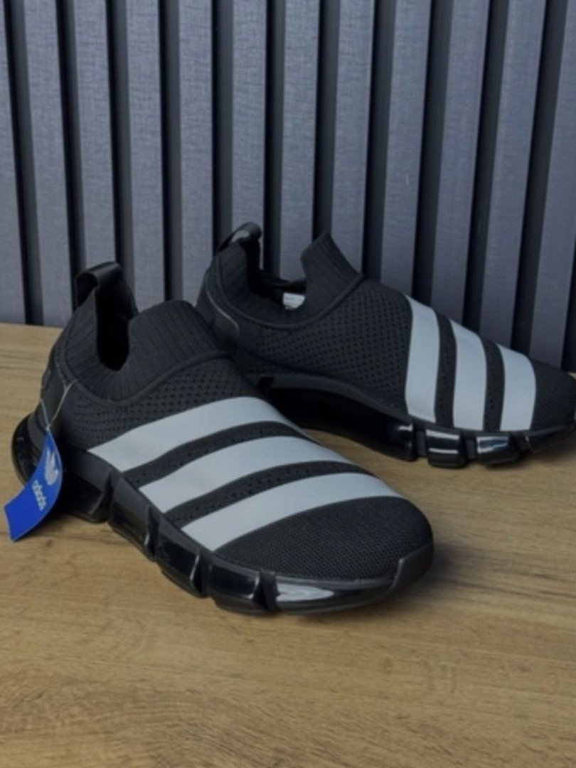Adidas matoli/setchniy erkaklar krossovkasi (Razmerlar: 39-44) 18170 b.8q.158d