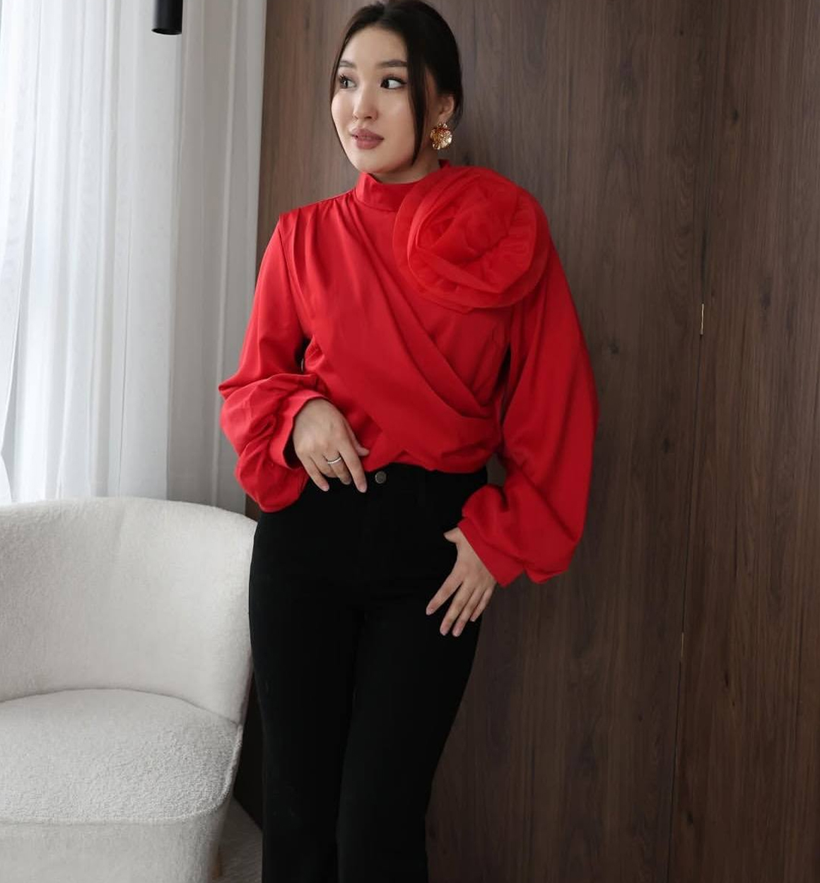 Ayollar atlas koftasi apoq41d