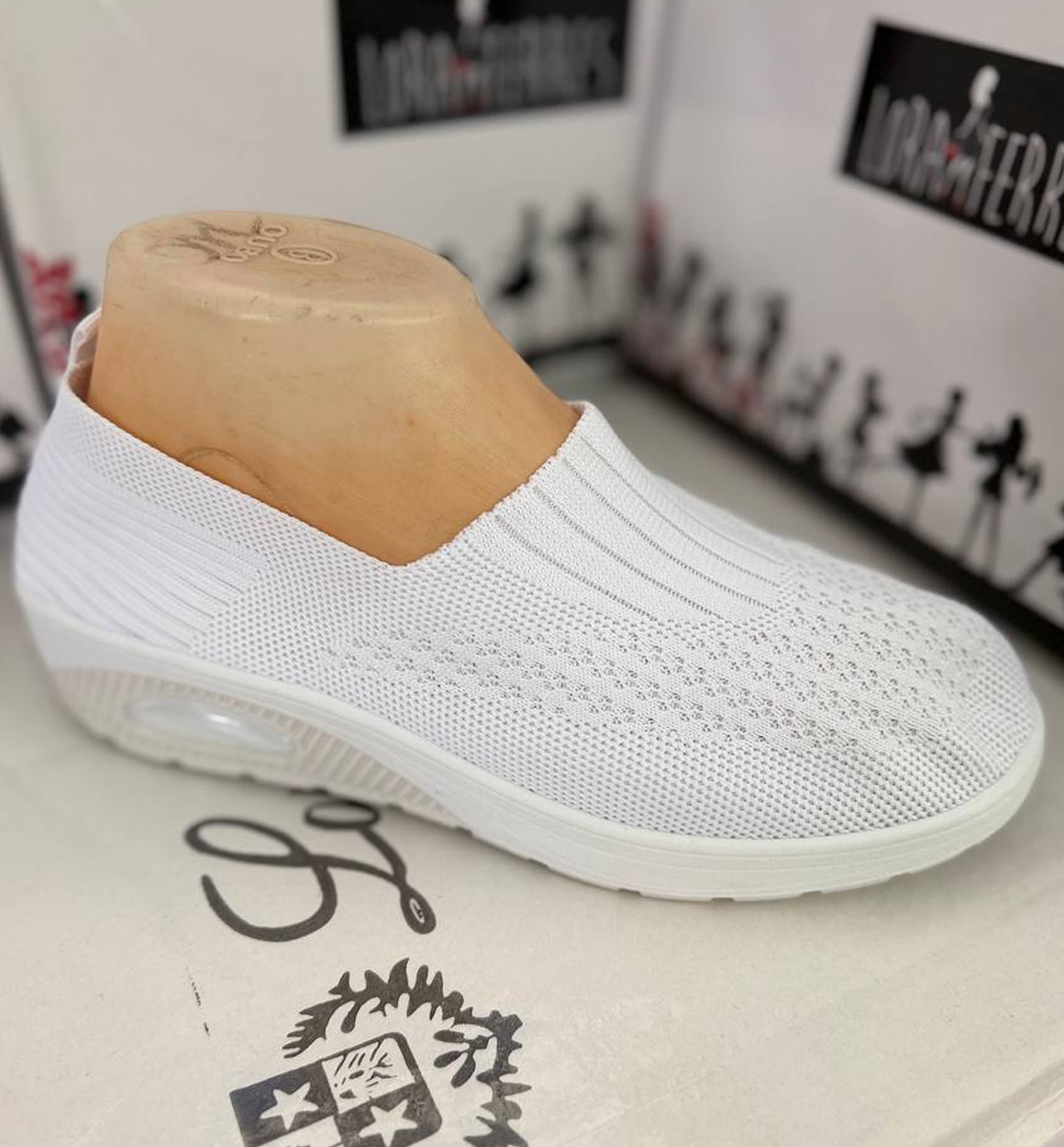 Ayollar tuflisi (fashion tarmoq materiali) b0q3b717d