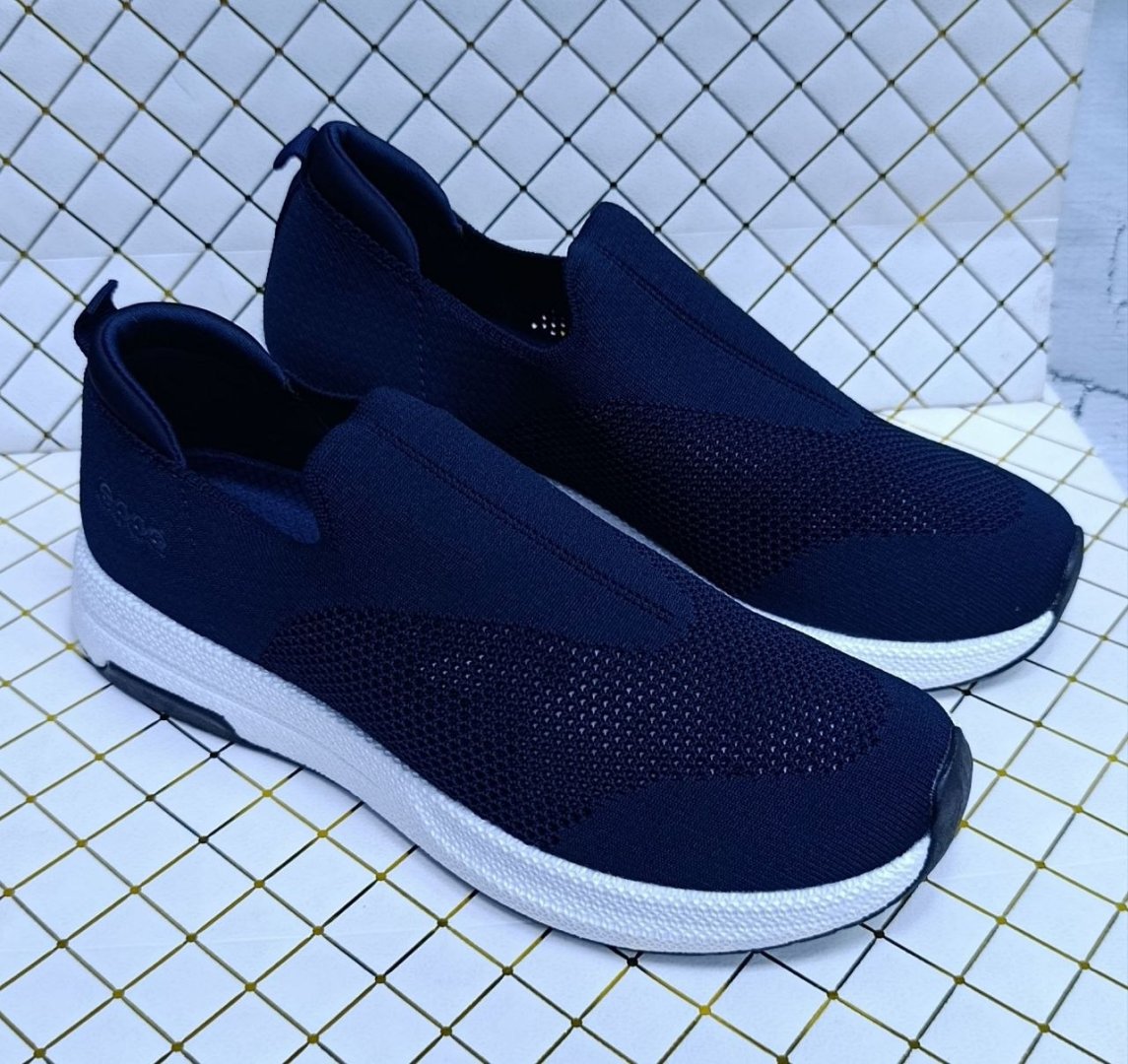 Erkaklar uchun qulay slip-on krossovkalari – Har qadamda yengillik va uslub   17918  b.0q.2b.703d