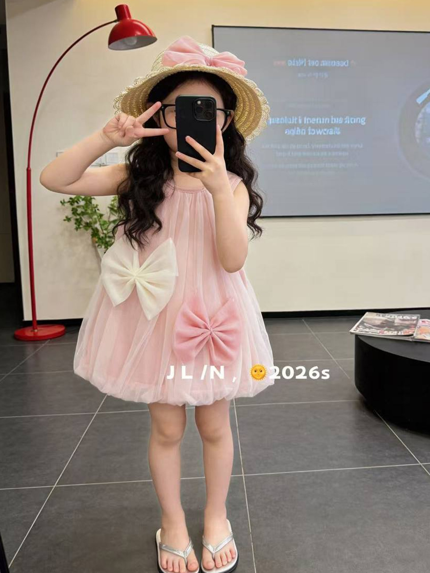QIZLAR UCHUN YOZGI PRINCESSA KO‘YLAK + SHLYAPA (YENGSIZ, BANGLI) b0q1b731d