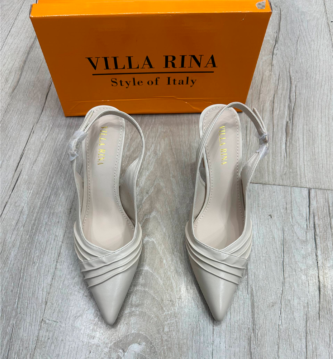 Ayollar uchun baland poshnali tufli (slingback, uchli burunli) b0q3b714d