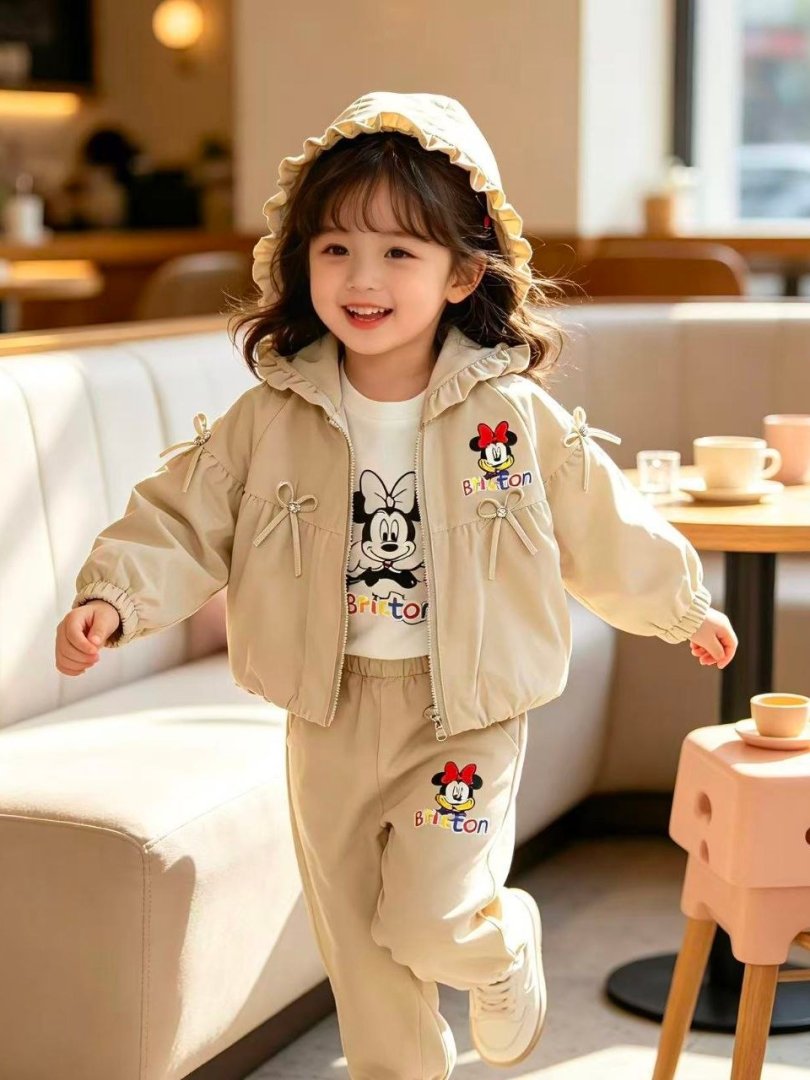 Qizlar uchun kapyushonli kurta va shimli stilli va qulay sport kostyumi  b.11q.489d  18528