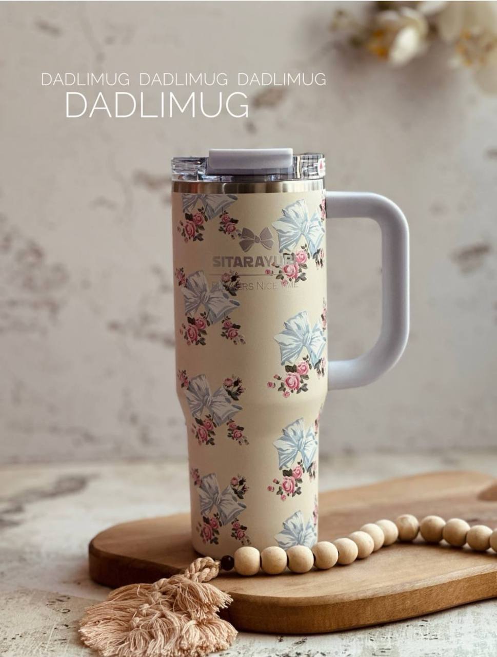 Termos-stakan 900 ml — tutqichli, trubochkali va nafis gul printli termokrujka  18740  c.2q.23d