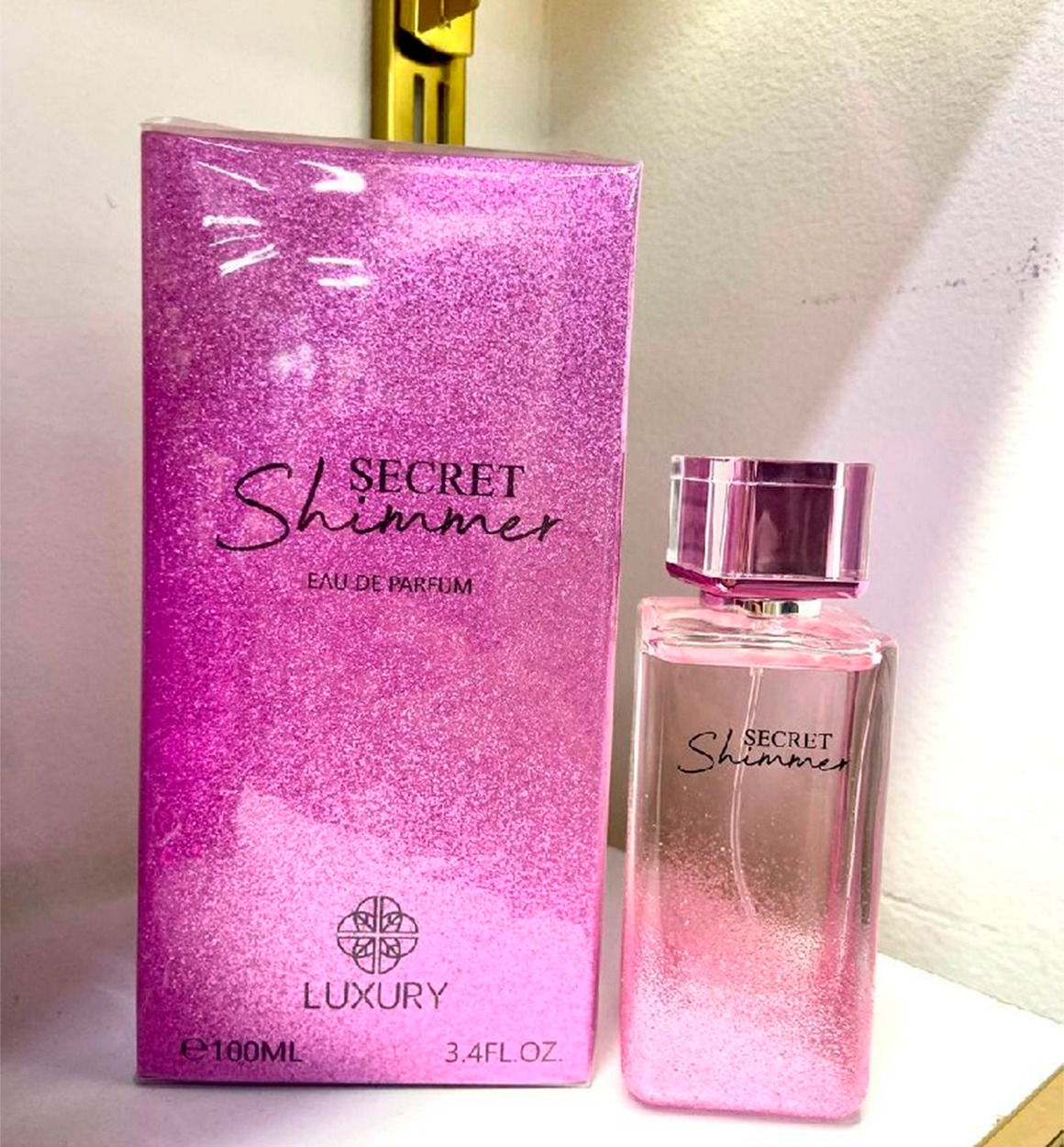 ? Secret Shimmer Luxury — sirli va jozibali ayollik ifori