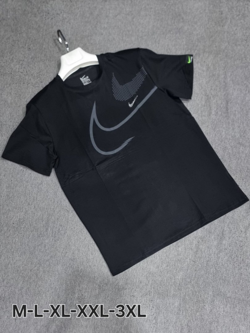 Erkaklar uchun zamonaviy va qulay Nike sport futbolkasi – har kuni va sport uchun mukammal tanlov!  18296   b.0q.2b.703d