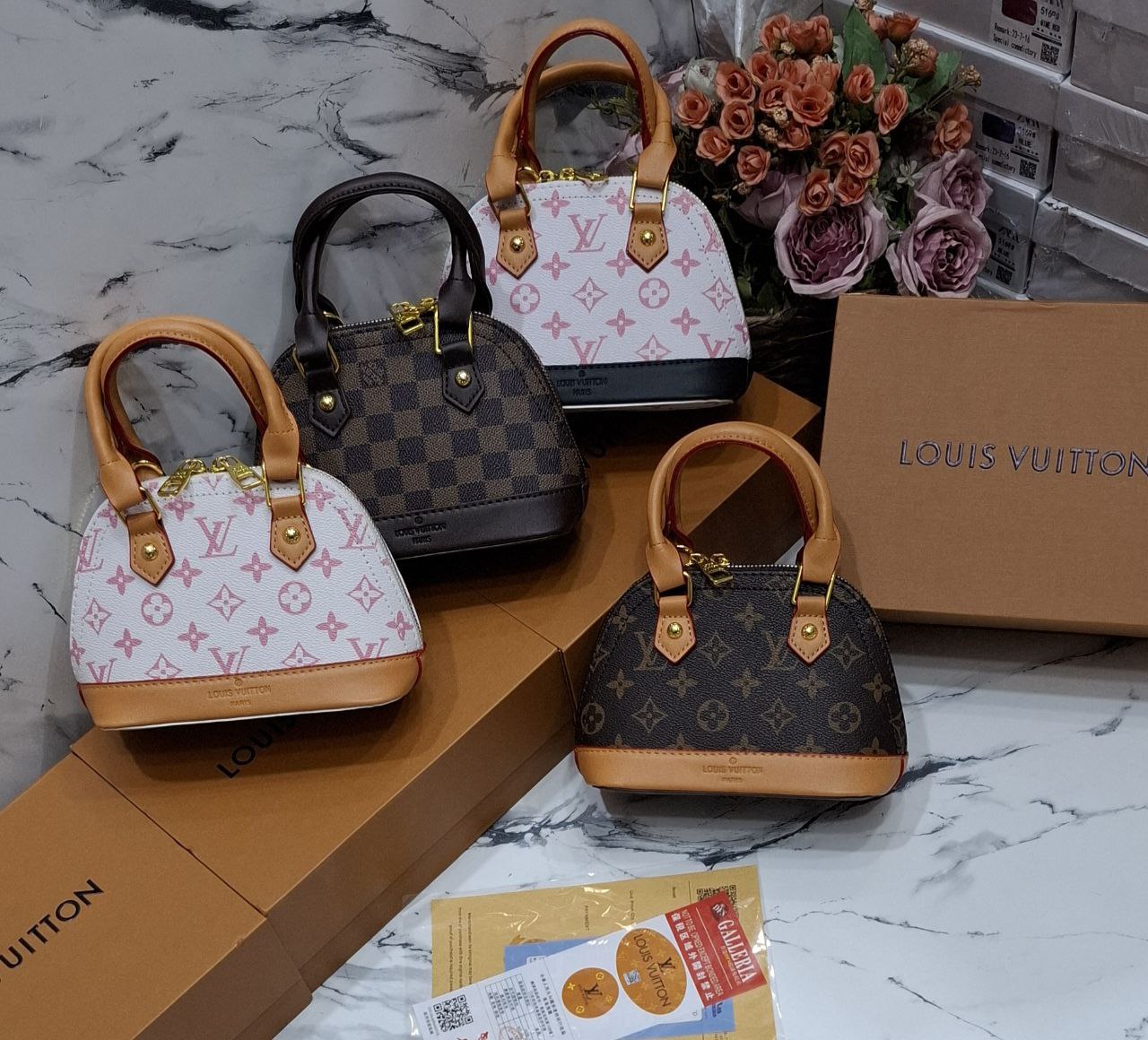Ayollar sumkasi Louis Vuitton b2b2q703d
