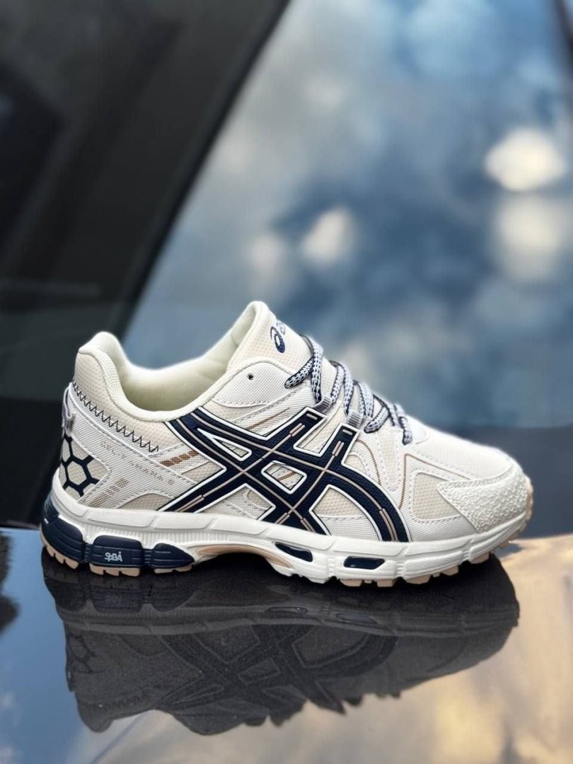 Erkaklar uchun sport krossovka Asics Style | Kundalik yugurish va fitnes uchun krossovka (Made in China, Razmer: 39–43)  18844  b.0q.2b.703d
