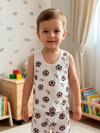 👕🩳 Bolalar uchun mayka va shortik komplekti (1–3 yosh)