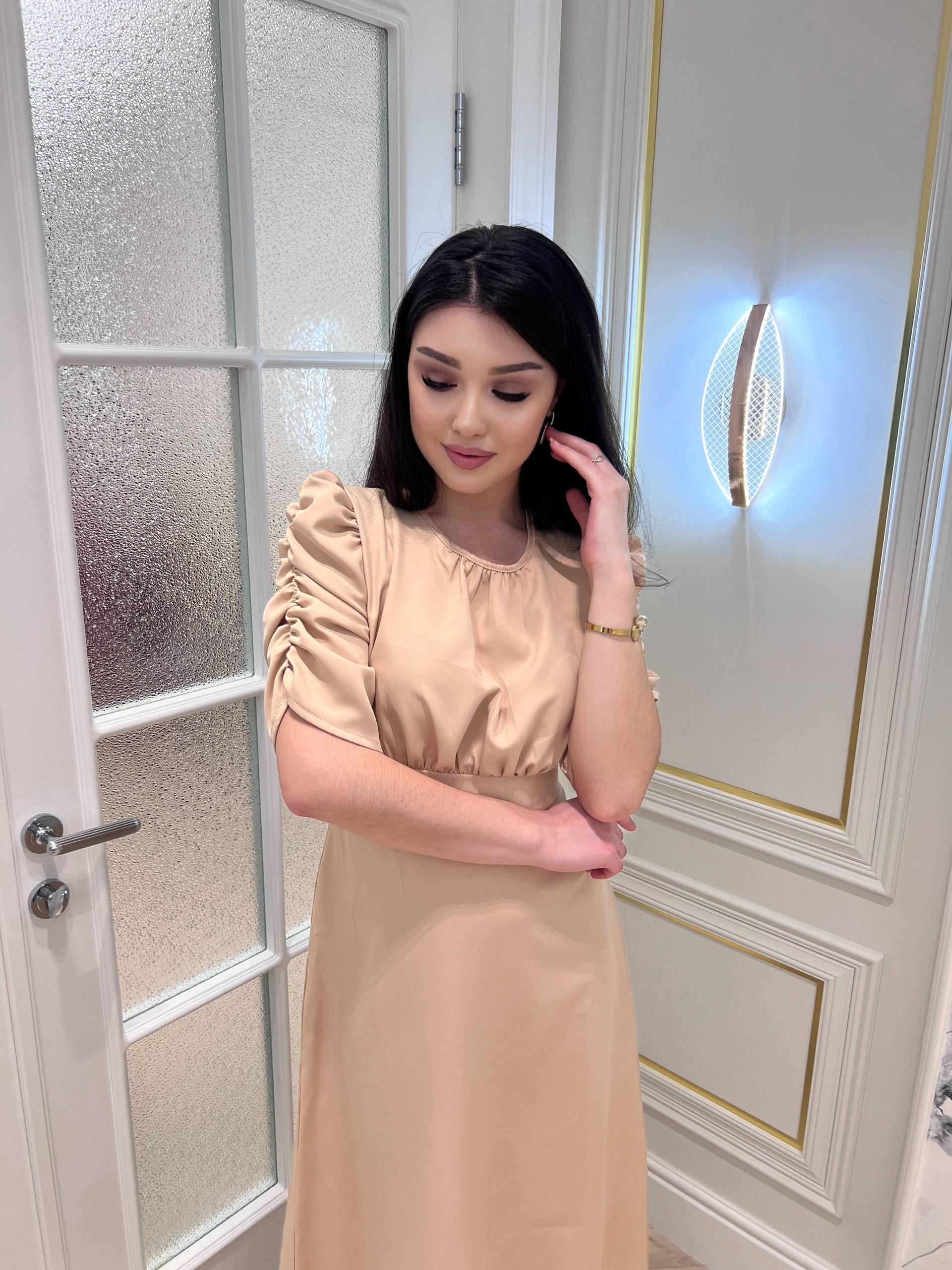 AYOLLAR UCHUN MIDI UZUNLIKDA KO‘YLAK b7q133d