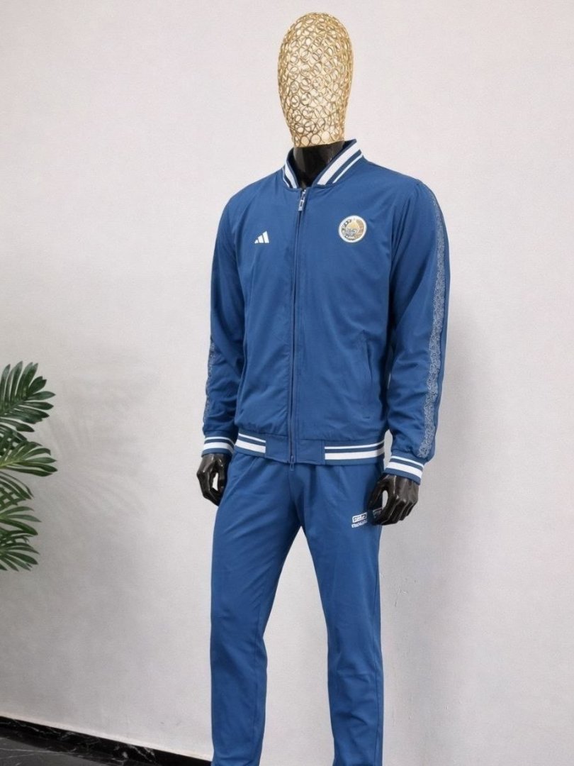 Erkaklar sport kostyumi — "Uzbekistan" milliy ramziy elementlari va gerb bilan (Original Dvoyka)  18408  b.0q.2b.703d